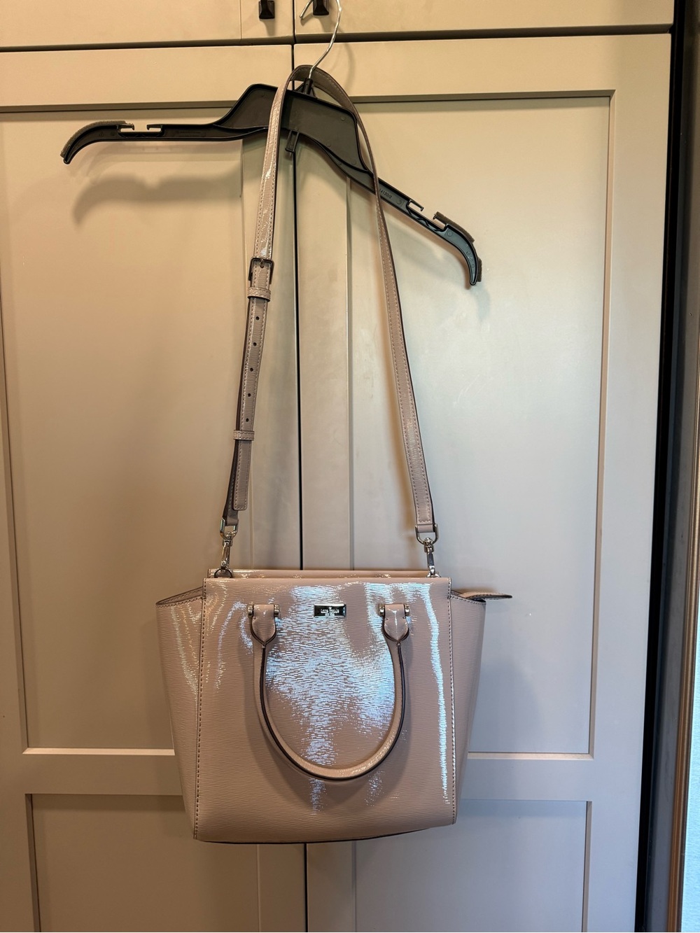 NWT kate spade medium satchel bixby place soft taupe